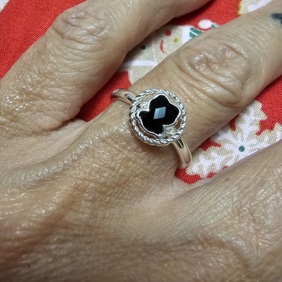 Tous Black Onyx Silver Bear Motif Ring - Picture 2 of 6